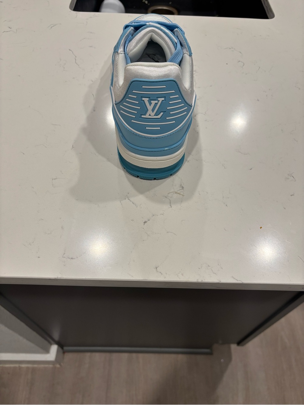Blue Lv trainers - Picture 3 of 3